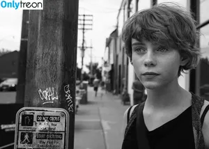 Sophia Lillis / sophialillis nude photo #0068