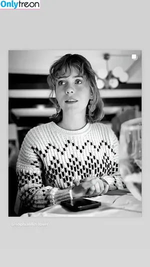 Sophia Lillis / sophialillis фото голая #0073