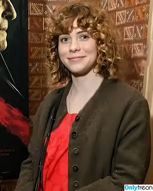 Sophia Lillis / sophialillis фото голая #0077