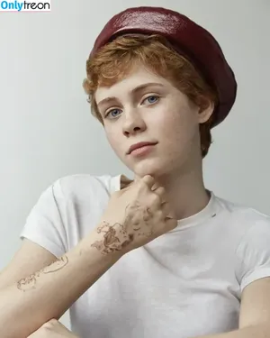 Sophia Lillis / sophialillis фото голая #0080