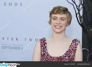 Sophia Lillis / sophialillis фото голая #0086
