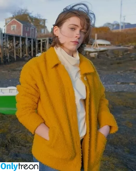 Sophia Lillis nude photo #0031 (sophialillis)