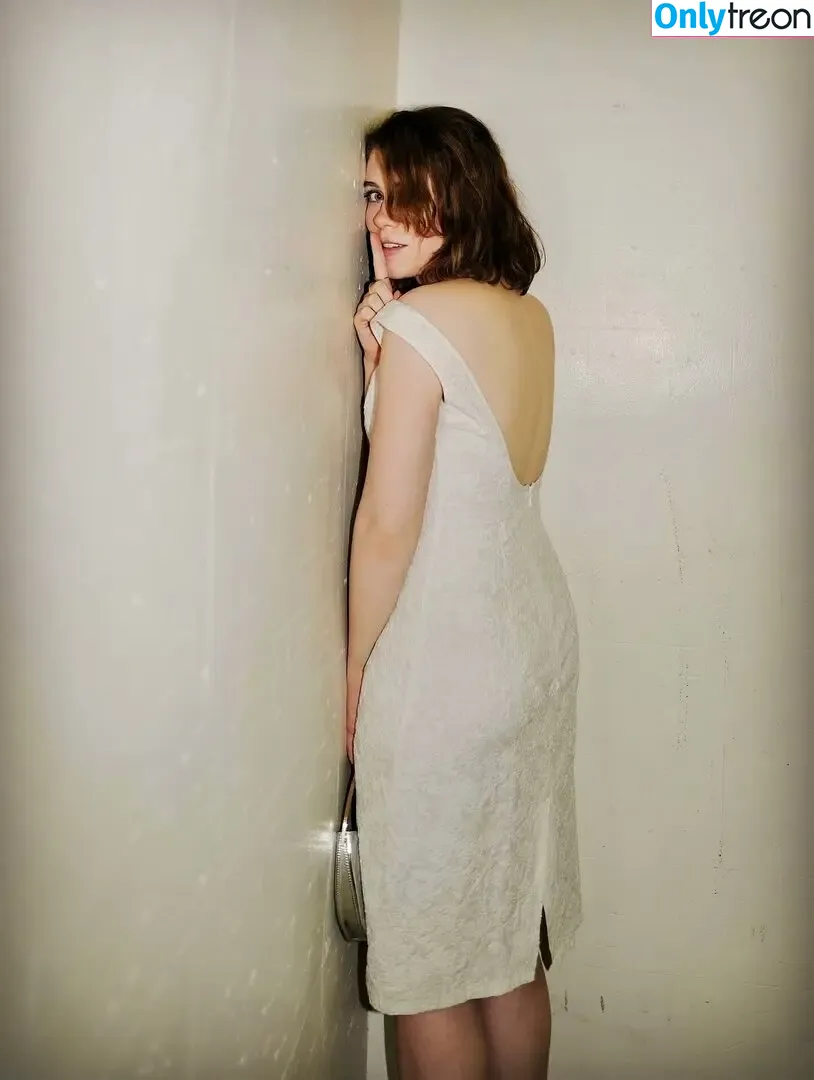 Sophia Lillis nude photo #0126 (sophialillis)
