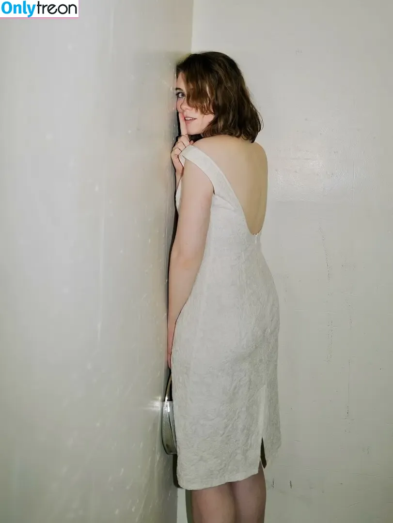 Sophia Lillis nude photo #0127 (sophialillis)