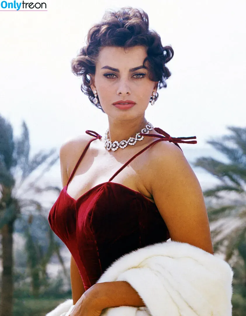 Sophia Loren голая photo #0017 (atardecerdeoroooo / simplysophialoren)