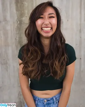 Sophia Phan / EatMyPhannnie / Sophiaphannn nude photo #0264