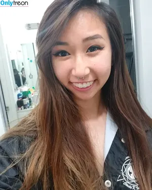 Sophia Phan / EatMyPhannnie / Sophiaphannn nude photo #0286