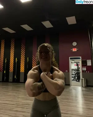 Sophia Ross / muscularcookie фото голая #0002