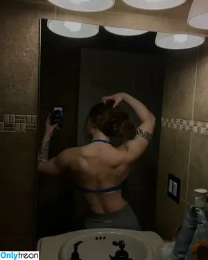 Sophia Ross / muscularcookie фото голая #0006