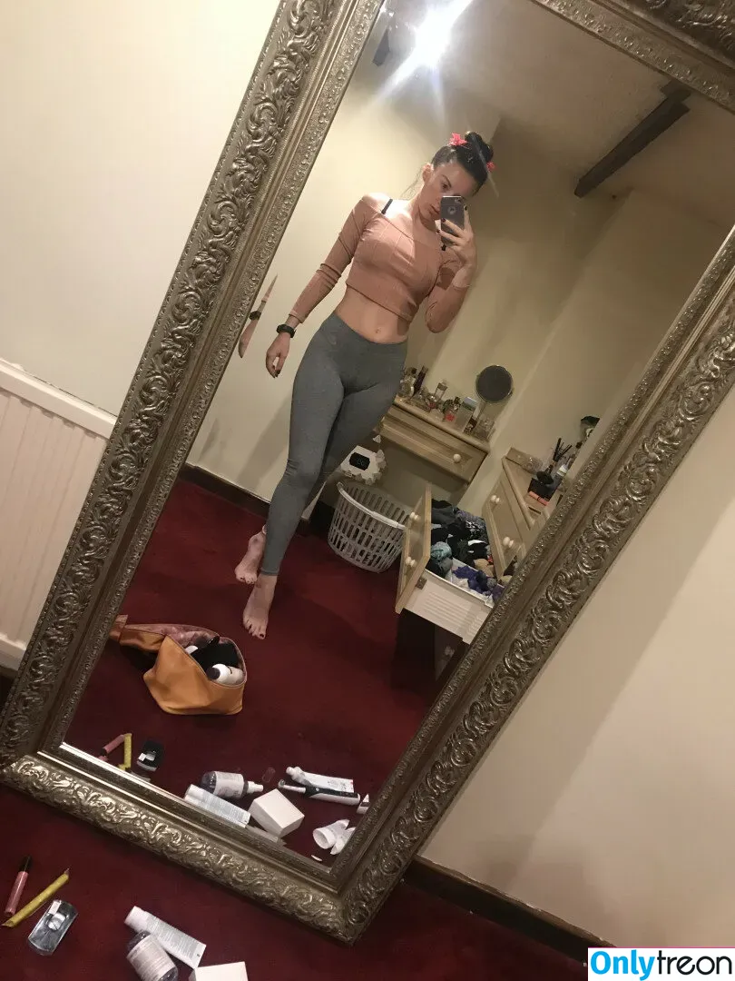 Sophia Smith nude photo #0080 (UKMissSmith / sophiasmithuk / sophsssmith)