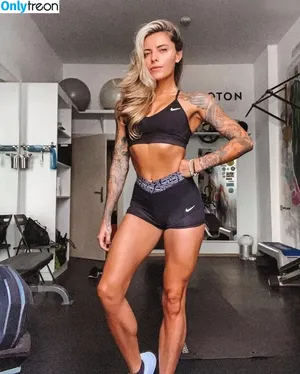Sophia Thomalla / sophiathomalla / thomallasophia фото голая #0031