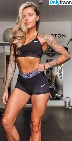 Sophia Thomalla / sophiathomalla / thomallasophia фото голая #0038