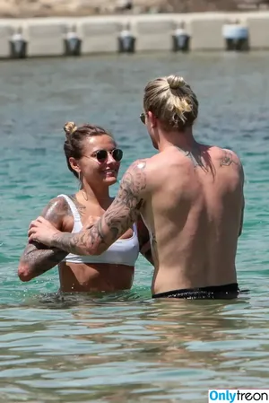 Sophia Thomalla / sophiathomalla / thomallasophia фото голая #0092