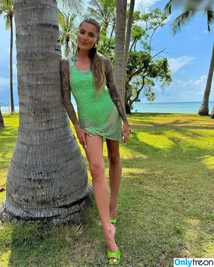Sophia Thomalla / sophiathomalla / thomallasophia фото голая #0155