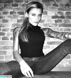Sophia Thomalla / sophiathomalla / thomallasophia фото голая #0161