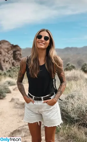 Sophia Thomalla / sophiathomalla / thomallasophia nude photo #0388