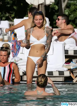 Sophia Thomalla / sophiathomalla / thomallasophia nude photo #0420