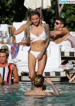 Sophia Thomalla / sophiathomalla / thomallasophia nude photo #0421