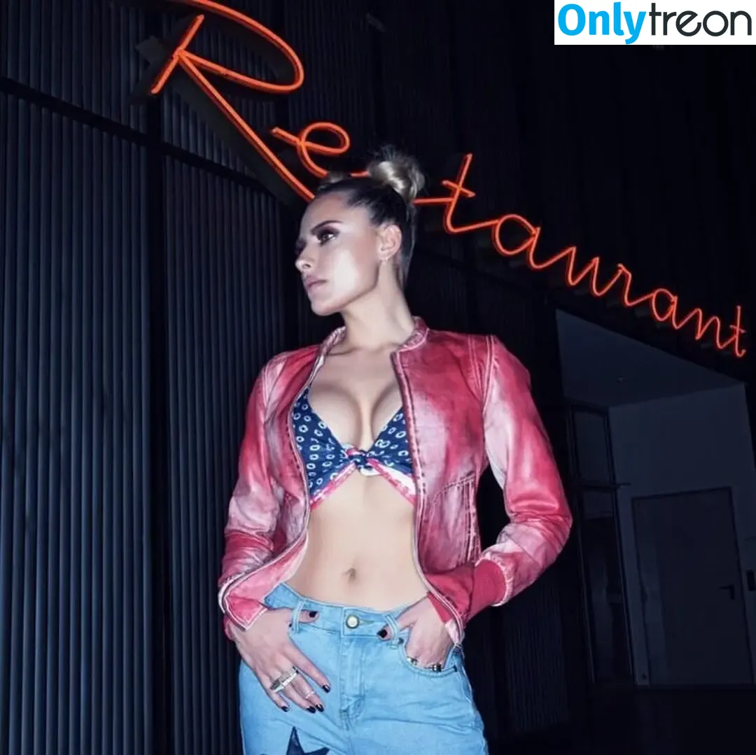 Sophia Thomalla голая photo #0227 (sophiathomalla / thomallasophia)