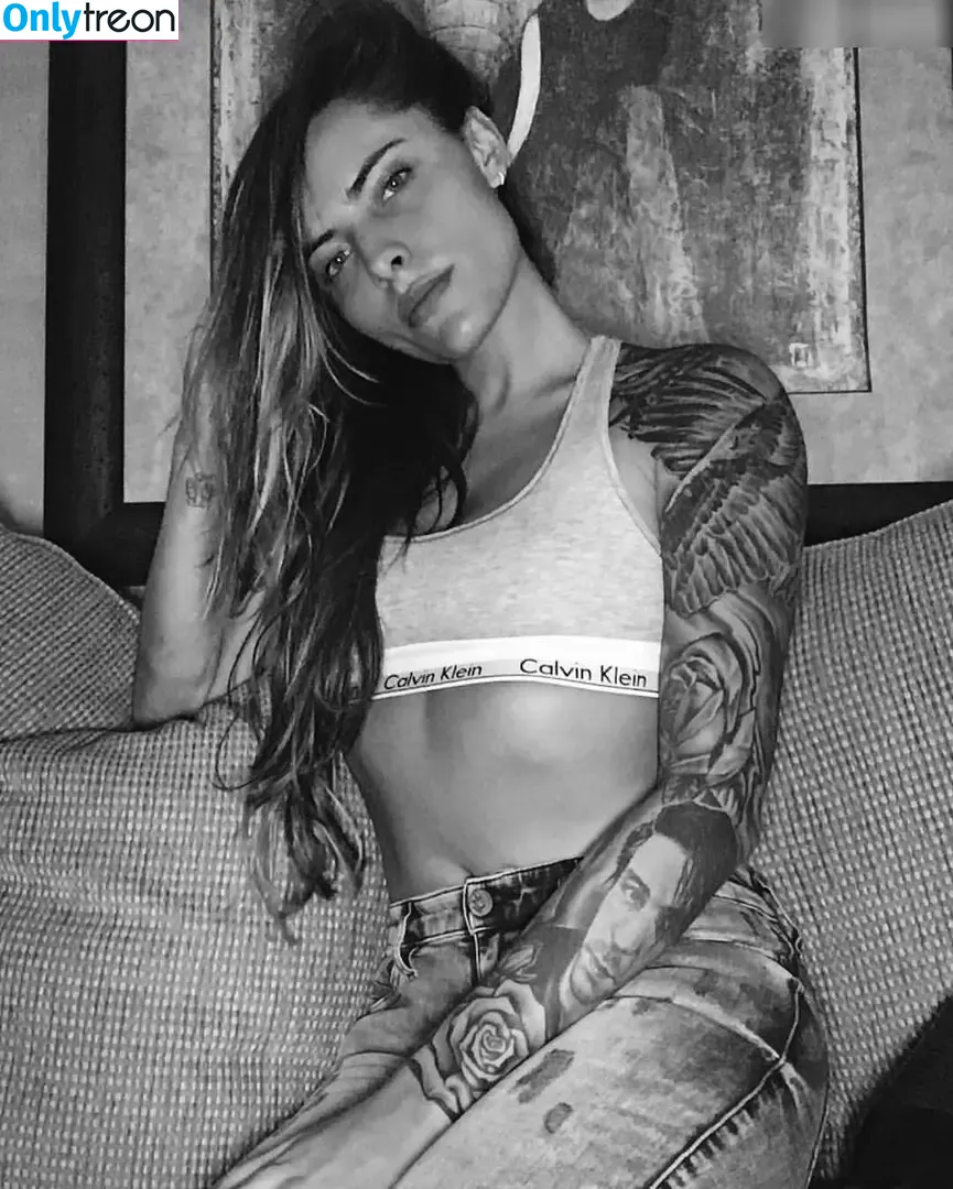 Sophia Thomalla nude photo #0233 (sophiathomalla / thomallasophia)