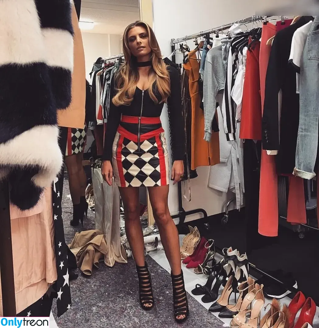 Sophia Thomalla голая photo #0242 (sophiathomalla / thomallasophia)