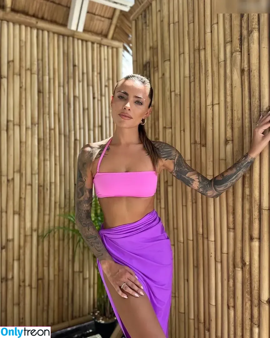 Sophia Thomalla nude photo #0460 (sophiathomalla / thomallasophia)