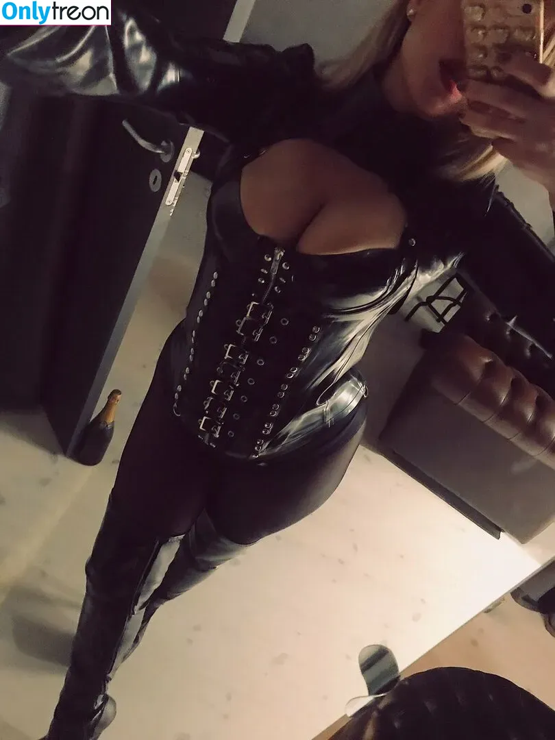 SophiaLarou голая photo #0030 (GoddessSophiaLarou (Domina / Lady Sophia Larou / Sophia Larou / officialsophialarou)