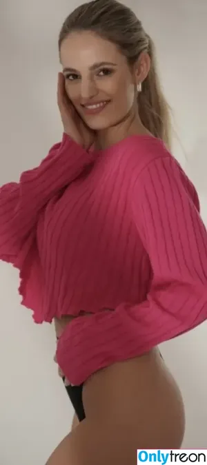  nude photo #0003