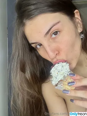sophialywar / sophia.warriner nude photo #0019