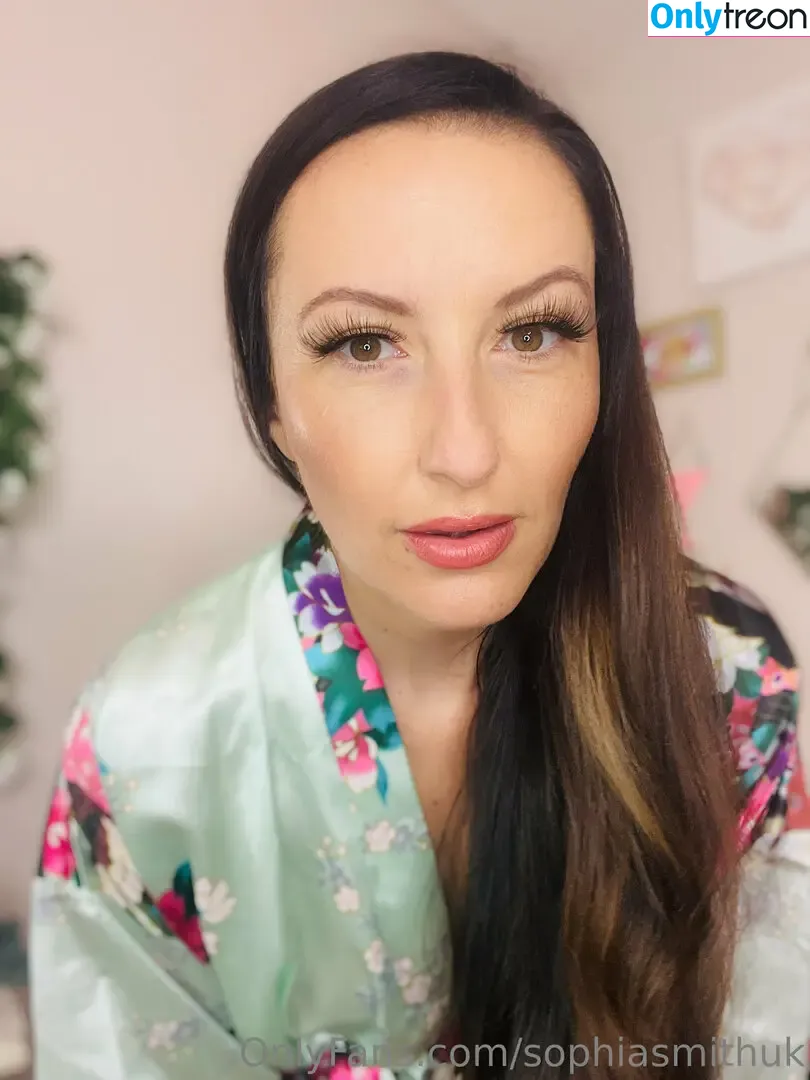 sophiasmithuk голая photo #2914 (sophiaxsmith)