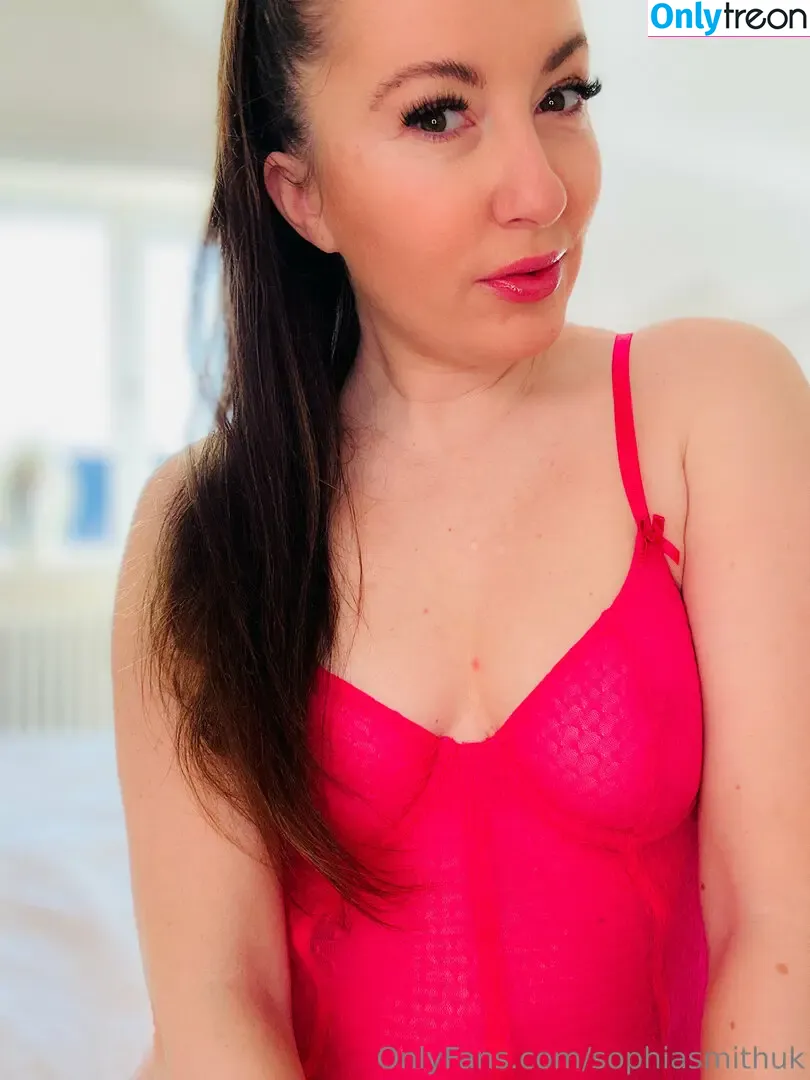 sophiasmithuk nude photo #3668 (sophiaxsmith)