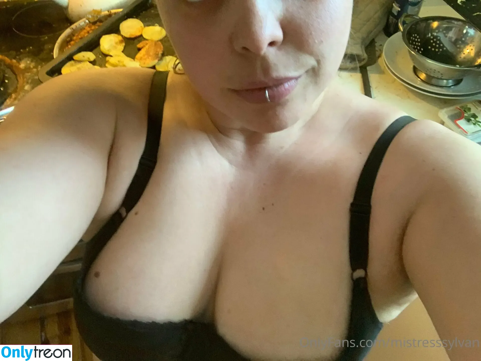 sophiasylvanfree голая photo #0072 (sophiasylvanfree)