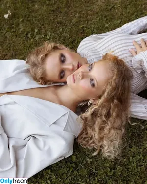 Sophie And Idunn Vollan / sofievollan nude photo #0010