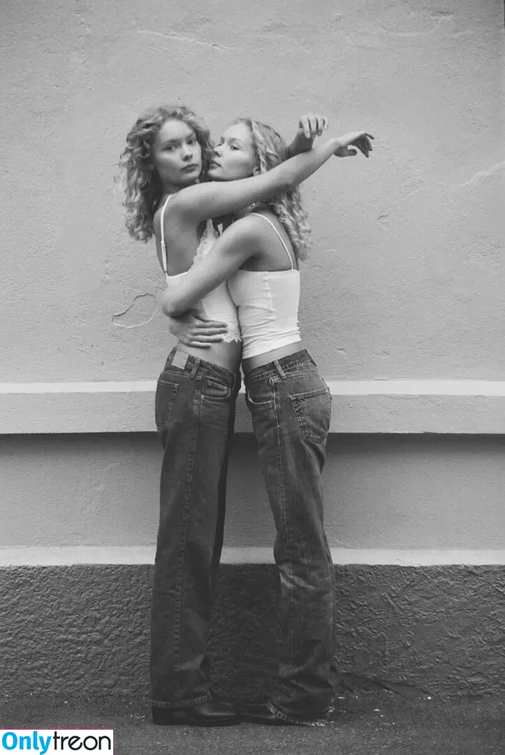 Sophie And Idunn Vollan nude photo #0036 (sofievollan)