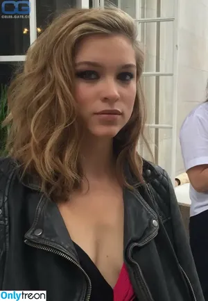 Sophie Cookson / cookie_soph / kingsman nude photo #0029