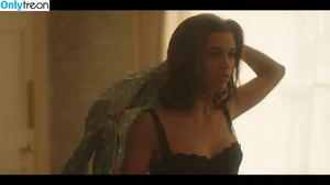 Sophie Cookson / cookie_soph / kingsman nude photo #0032