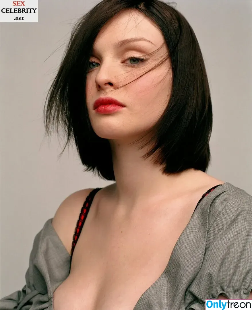 Sophie Ellis-Bextor nude photo #0023 (sophieellisbextor)