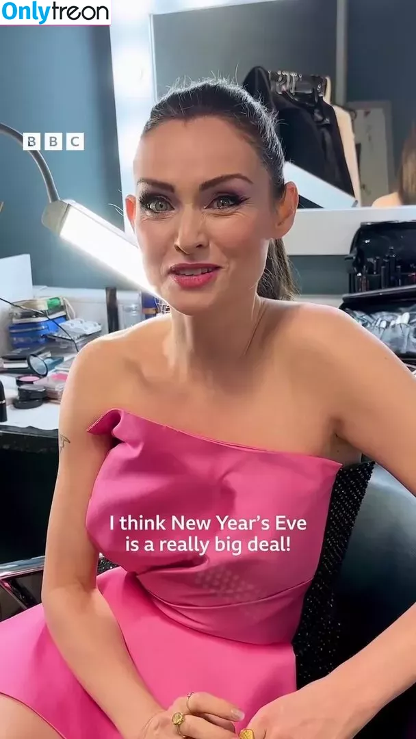 Sophie Ellis-Bextor nude photo #0152 (sophieellisbextor)