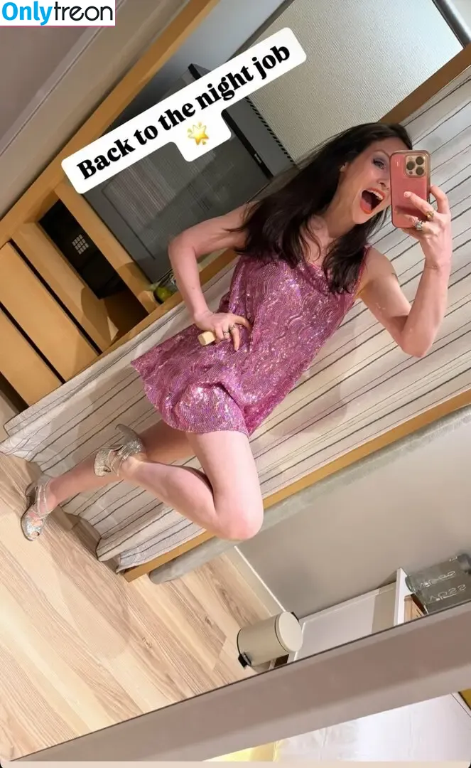 Sophie Ellis-Bextor nude photo #0156 (sophieellisbextor)