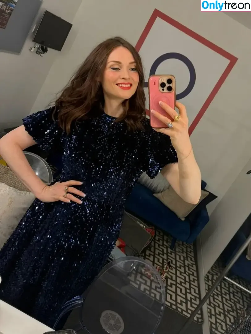 Sophie Ellis-Bextor nude photo #0275 (sophieellisbextor)