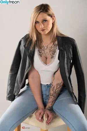 Sophie.kettner nude photo #0023
