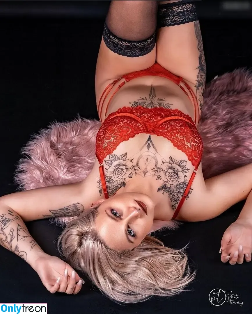 Sophie.kettner nude photo #0003 (Sophie.kettner)