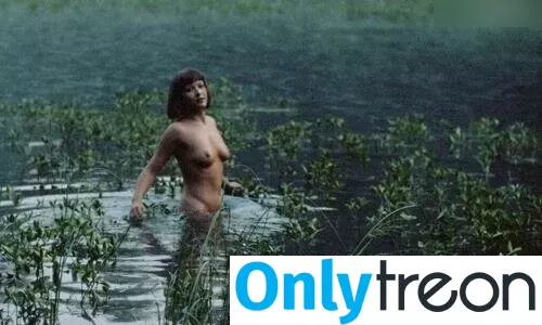 Sophie Marceau голая photo #0206 (sophiemarceau)