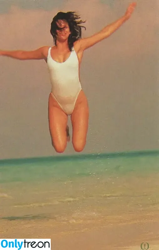 Sophie Marceau nude photo #0402 (sophiemarceau)