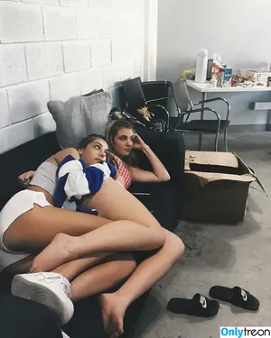 Sophie Nelisse / sophie__nelisse nude photo #0007