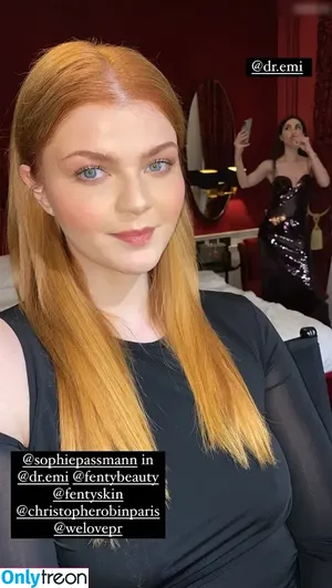 Sophie Passmann / Sophiepassmann фото голая #0093