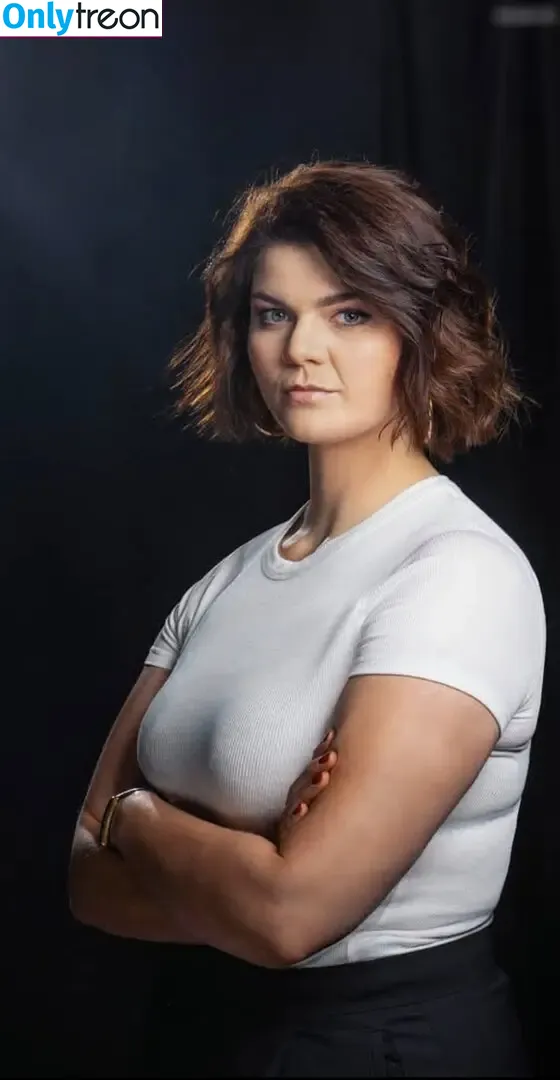 Sophie Passmann голая photo #0010 (Sophiepassmann)