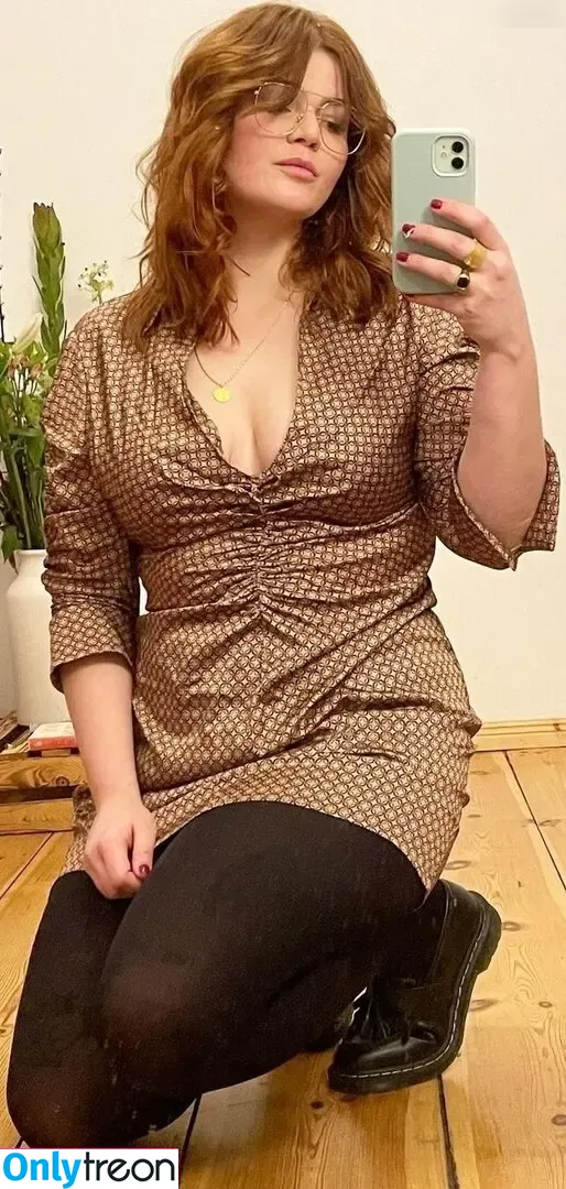 Sophie Passmann голая photo #0034 (Sophiepassmann)