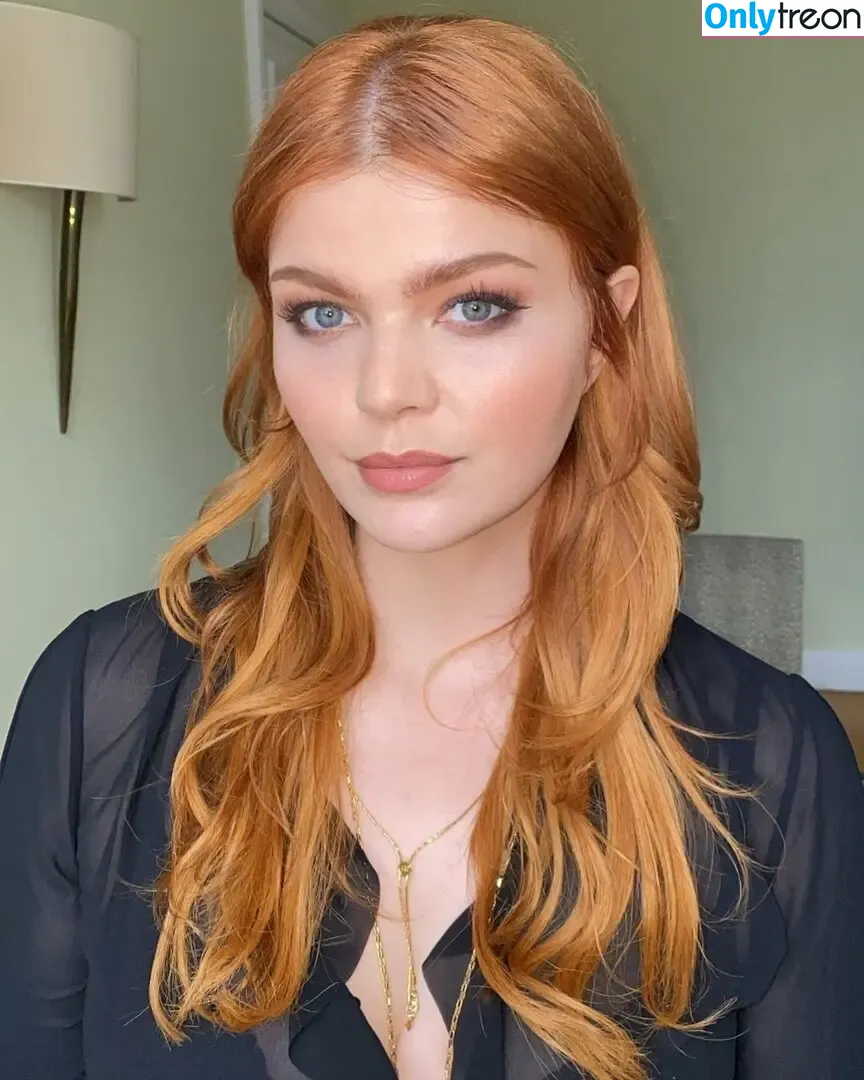 Sophie Passmann голая photo #0090 (Sophiepassmann)