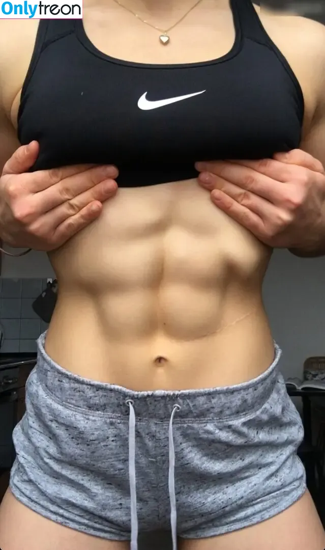 Sophie Plinke nude photo #0011 (sophie_plinke)